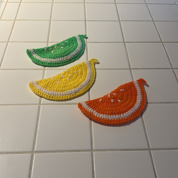 Vintage Handmade Crochet Fruit Pot Holders - Picture 2 of 6